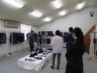 蛙印染色工芸 株式会社